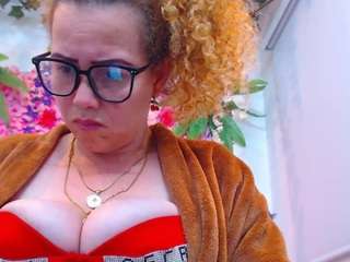blondesquirt