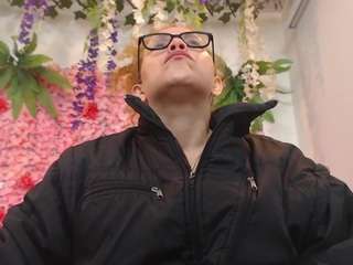 blondesquirt