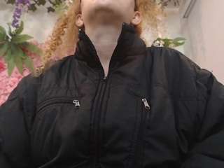 blondesquirt