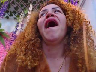 blondesquirt
