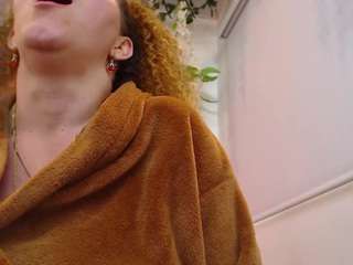 blondesquirt
