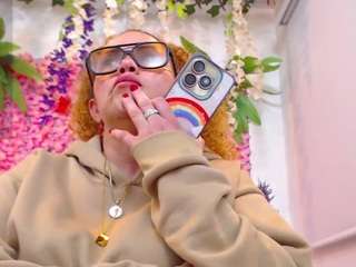 blondesquirt