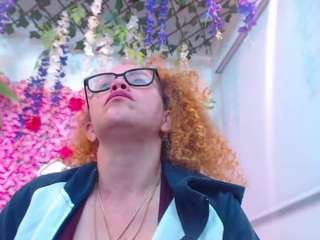 blondesquirt