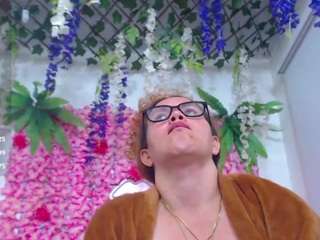 blondesquirt