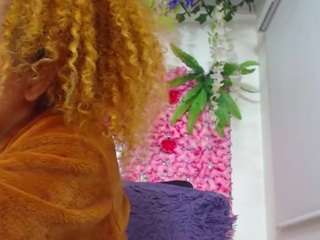 blondesquirt