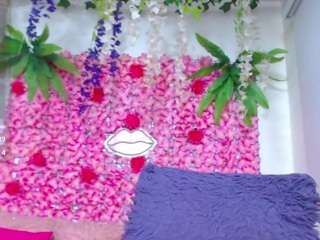 blondesquirt camsoda