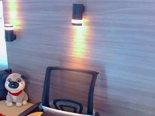 Valentina live webcam show
