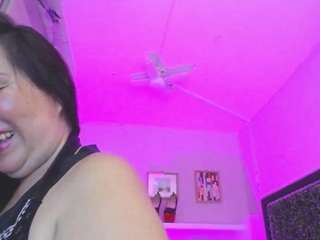 evelyn-mature19