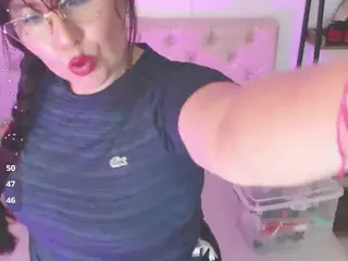 evelyn-mature19's Live Sex Cam Show