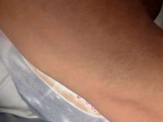 icedcoffeex, female webcam model,  years old, on live webcam