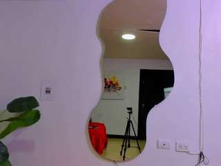 milanht Live Webcam on CamSoda