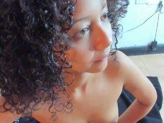 milanht Webcam Model Profile