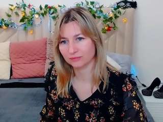 incredible-ariela's CamSoda show and profile