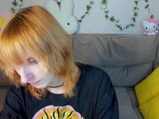 little-chips's CamSoda show and profile