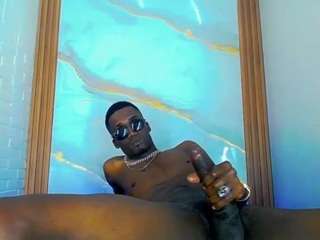 mark-dayt from CamSoda is Freechat