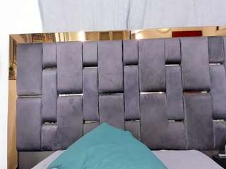 mia-devereaux webcam