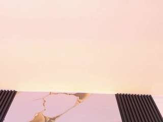 mia-devereaux webcam