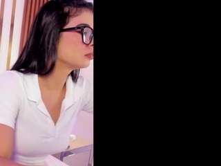 Valentina live cam preview