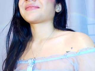 adaara-johnson webcam model