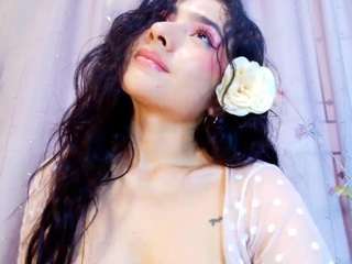 adaara-johnson Live Webcam on CamSoda