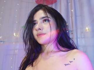 adaara-johnson webcam