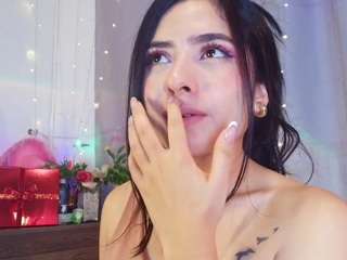 adaara-johnson webcam