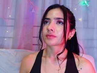 adaara-johnson webcam