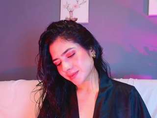 adaara-johnson webcam