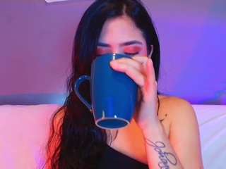 adaara-johnson webcam