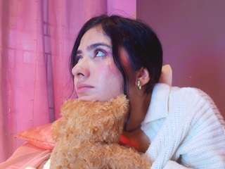 adaara-johnson webcam