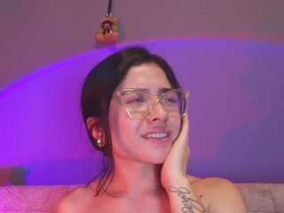 adaara-johnson Live Webcam on CamSoda