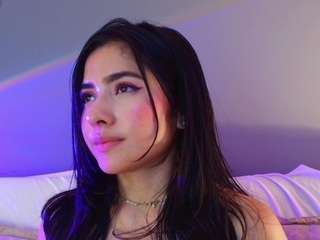 Adara Johnson live webcam show
