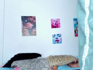 ebony-cutte webcam