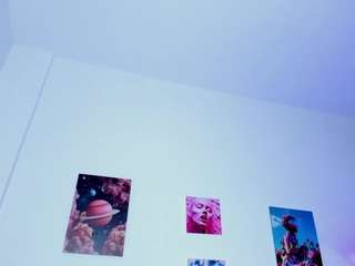 ebony-cutte webcam