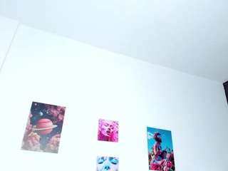 ebony-cutte Live Webcam on CamSoda