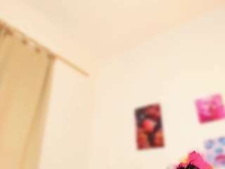 ebony-cutte Live Webcam on CamSoda