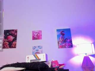 ebony-cutte webcam