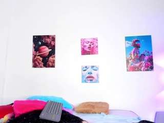 ebony-cutte Live Webcam on CamSoda