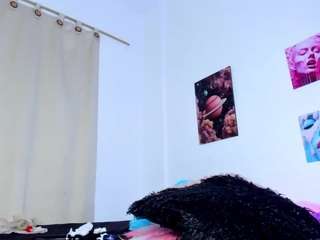 ebony-cutte webcam model