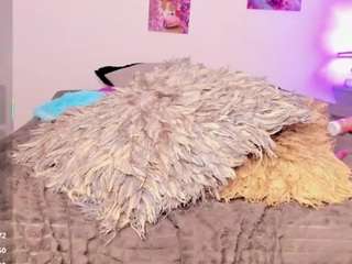 ebony-cutte Live Webcam on CamSoda