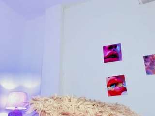 ebony-cutte Live Webcam on CamSoda