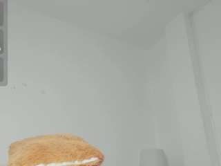 ebony-cutte Live Webcam on CamSoda