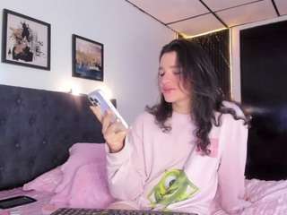 Elaiafranc live cam preview