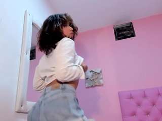  salma-covers chat room