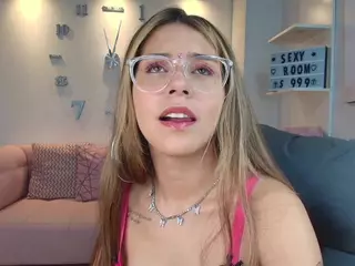 sloppy-kitty's Live Sex Cam Show
