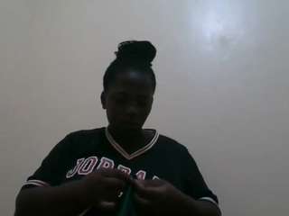 minahsmiles's CamSoda show and profile