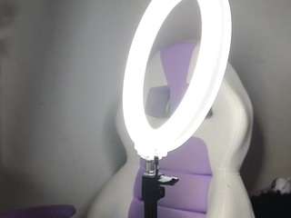 alahiademon7 webcam model