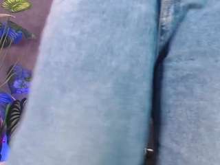 bianca-ks's CamSoda show and profile