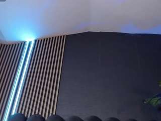 bianca-ks live webcam show