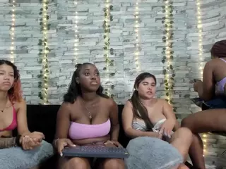 couplescandys's Live Sex Cam Show